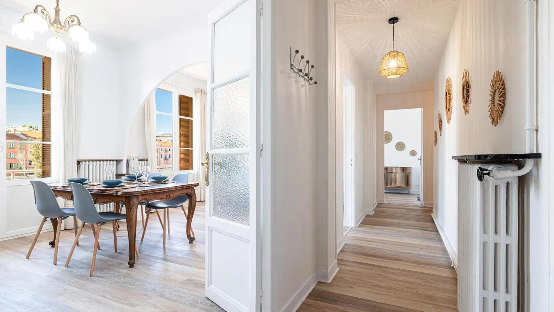 Large Central 2 Bdr & Garage Nizza Appartamento
